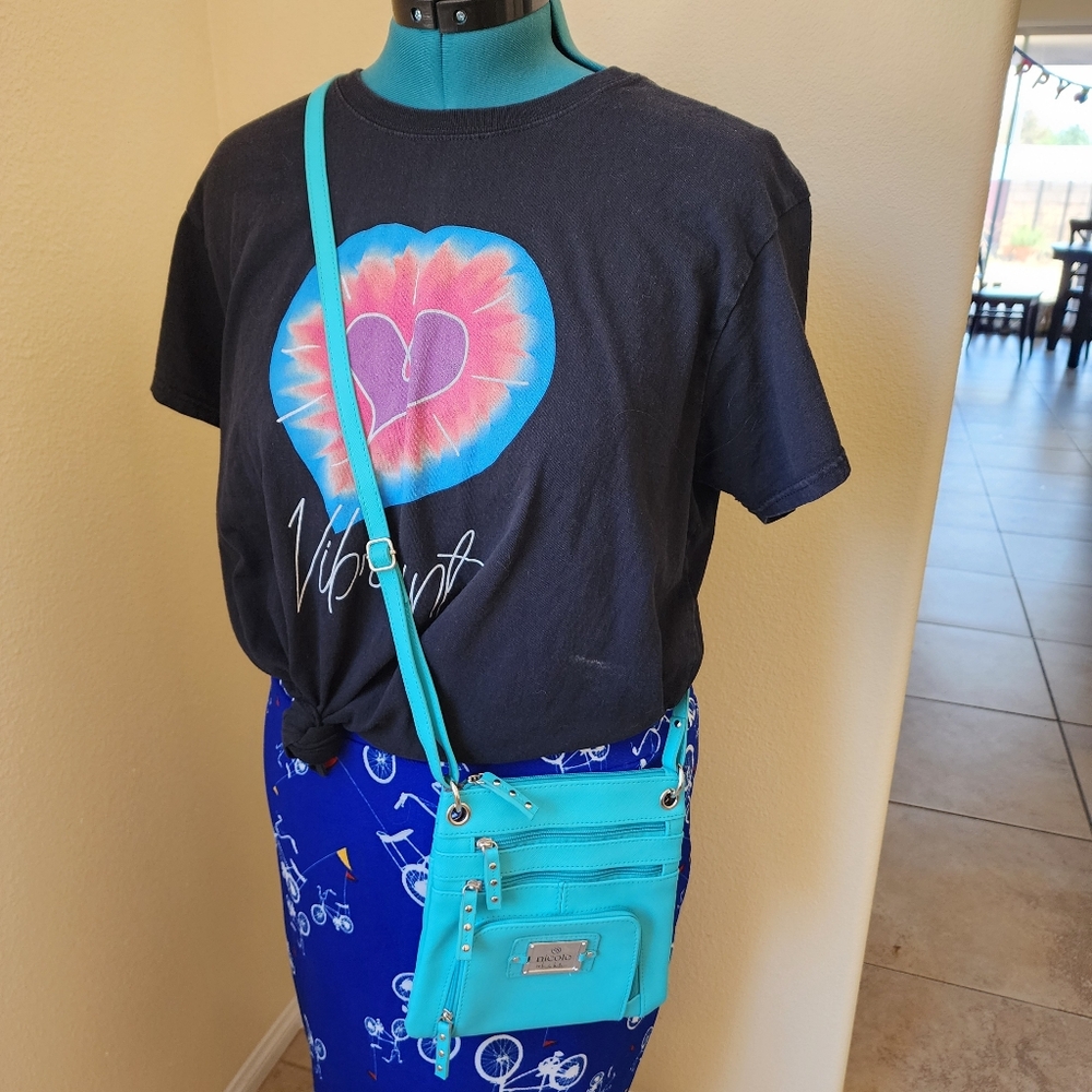 Gorgeous NWOT Nicole Miller Aqua Crossbody Bag Adjustable Strap Lots of Pockets - Picture 8 of 9